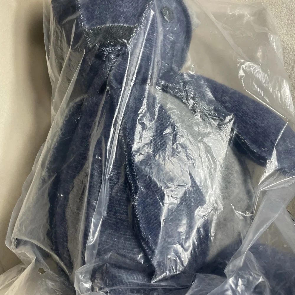 Faribault Woolen Mill Co Memory Bear Navy Grey 100% Wool Minnesota Made 20